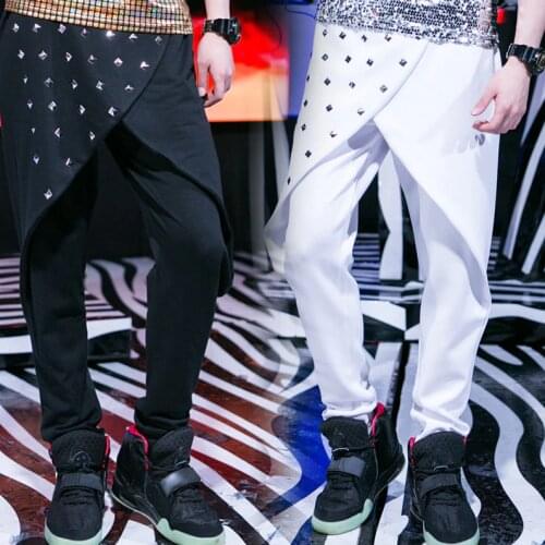 Stage personality men rivets pants harem pant men feet trousers singer dance rock pantalon homme street star style novelty white