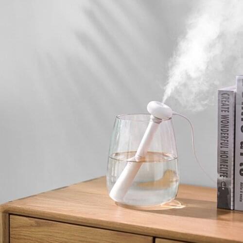 USB Portable Air Humidifier Bottle Aroma Diffuser Silent Mini Humidifier Cool Mist Maker with Colorful Light for Home Office Car