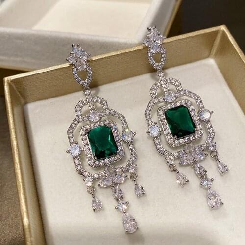 Luxury Green Crystal Earrings Water Droplets Top Quality Cubic Zirconia Women Pendant Sense Luxury Simplicity Vintage jewelry