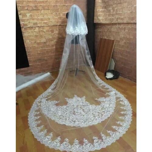 New Arrival Bridal Veils Lace Cathedral Length Royal Train Two-Layer with Combs Applique Blusher Face Wedding Veils