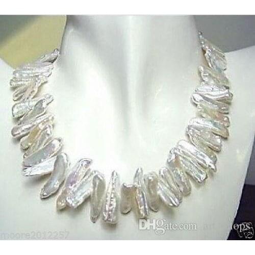 ELEGANT GENUINE WHITE BAROQUE PEARLS NECKLACE 17"