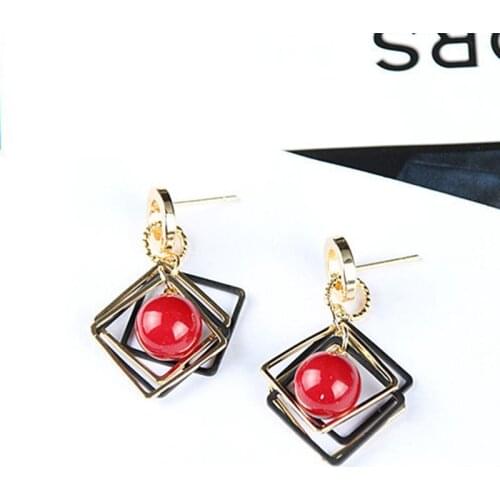 The new 2018 joker temperament long earrings retro exaggerated pendant earrings eardrop female personality