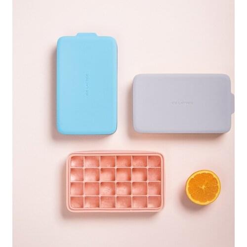 Silicone Ice Tray Ice Box with Lid Homemade Ice Maker Small Household Quick-freezer Refrigerator Ice Cube Mold Kitchen Tools