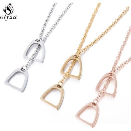 Fashion Lucky Horseshoe Horse Pendant Necklace for Women Men Double Horse Hoof Necklaces Animal Jewelry Accessories Wholesale