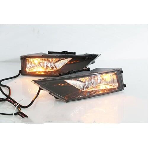 Eosuns Led Drl Daytime Running Light+fog Lamp for Skoda Rapid Spaceback 2018-2019 with Dynamic Moving Yellow Turn Signal