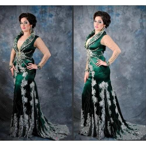 2018 robe de soiree Winter Sexy Arabic Evening gown with Beads And Crystals Carpet Plus Long Sleeve mother of the bride dresses