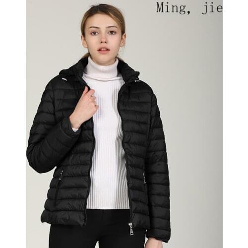 Winter Spring Autumn New Style European and American Short Light Thin Womens Padded Jacket with Hooded Slim Coat To Keep Warm