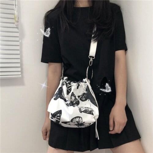 Women Drawstring Shoulder Bag Butterfly Pattern Chain Ins Fashion 2021 Hiphop Black White Pink Go Shopping Street Snap