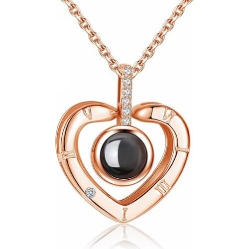 Luxugold Chokers On The Neck