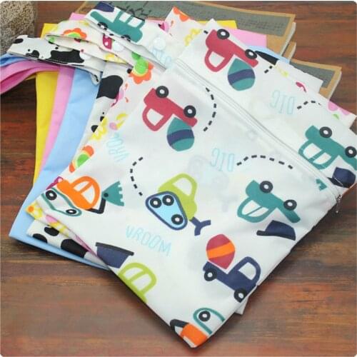 1PCs Cartoon Waterproof Reusable Wet Bag Printed Pocket Nappy Bags Baby Care Portable Travel Wet Dry Bags Diaper Bag 25x20cm