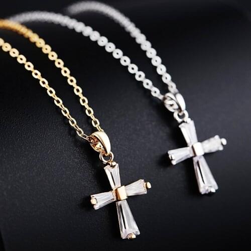 Luxury Female Cross Pendants Necklace Crystal Gold Color Color Wedding Necklace New Fashion Zircon Stone Necklaces For Women