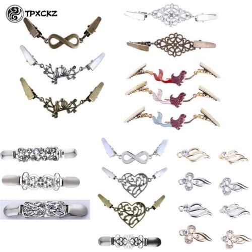 Retro Duck Clip Clasps Charm Brooches Women Cardigan Sweater Blouse Shawl Clips Shirt Collar Clothing Accessories