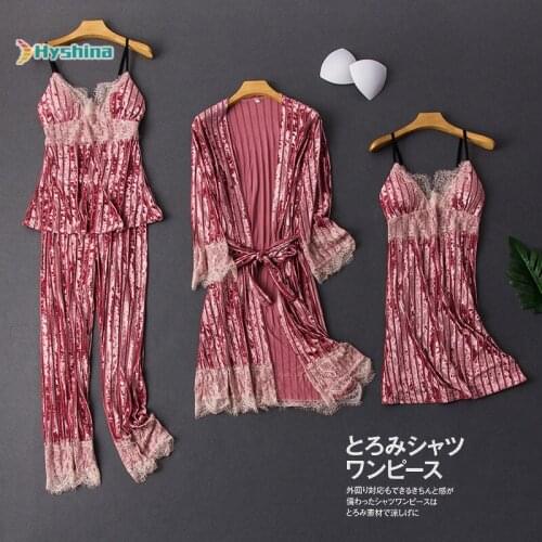 Autumn and Winter New Gold Velvet Pajamas Womens Sexy Suspender 4-piece Lace Breast Pad Home Clothes