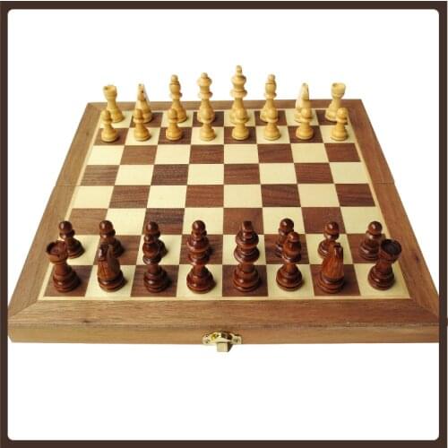High Quality Table Chess Game Large Ornament Medieval Queen Decor Chess Educational Toys Design Ajedrez Madera Entertainment