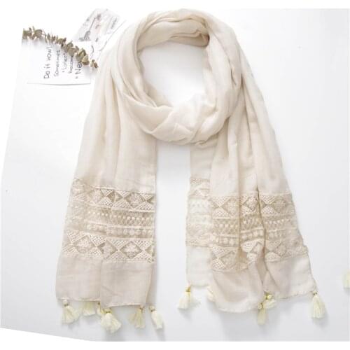 Fashion 2021 Luxury Brand Lace Floral Tassel Viscose Scarves Shawl Scarf Lady High Quality Wrap Pashmina Stole Bufanda foulard