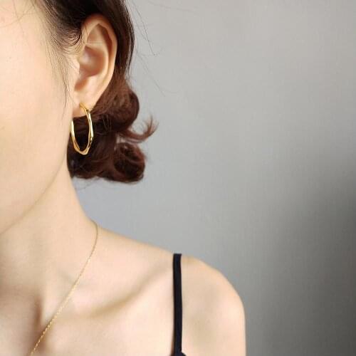 100% Authentic 925 Sterling silver Mobius Irregular Wave Circle Stud earring Gold earrings Geometric FINE jEWELRY TLE725