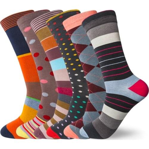 YZ-S-MKS-0002 New mens and womens casual stockings in medium tube individual cotton socks street popular logo stockings