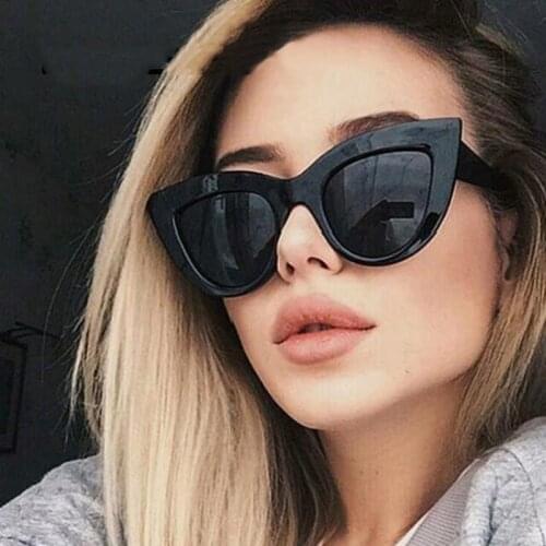 2020 New Cat Eye Sunglasses Women Fashion Net Red Same Butterfly Sunglasses 3021 Cross Border Sunglass Wholesale Sunglasses