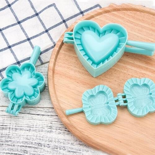 3 Size Cute Dumpling Mold Maker Heart Shaped Plastic Dough Press Dumpling Pie Baking Mold Kitchen Gadgets Cooking Tools