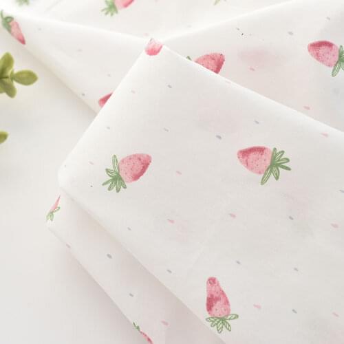 50*150cm Pure Cotton High Count Thin Soft Cartoon Strawberry Fabric Clothes Skirt Childrens Dress Dress Handmade DIY Fabric