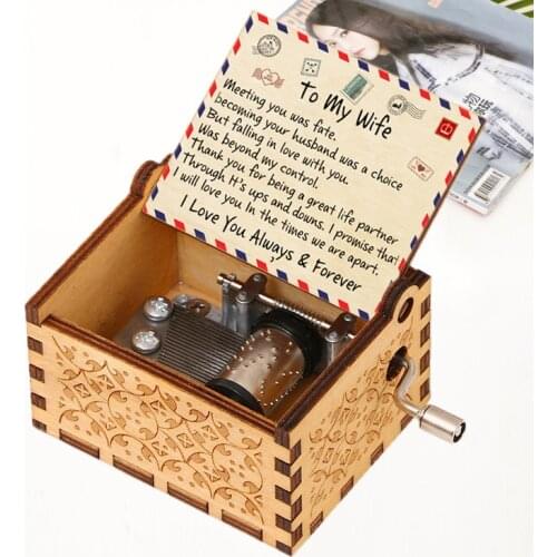 NEW Music Box LOVE MOM DAD To Wife Son Daughter Wooden Hand Christmas Birthday Valentines Day Gift Engraved Loves Decor