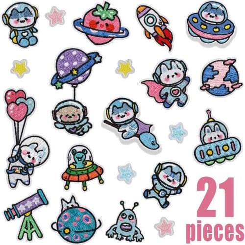 Cartoon Astronaut Rabbit Iron-On Embroidery Patches For Clothing/Backpack DIY Thermal Adhesive Embroidery Patch Cute Kid Sticker