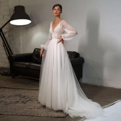 2020 Long Sleeves Boho Wedding Gowns Sexy V Neck Puff Sleeve Lace Appliques Dot Tulle Bride Dress Beach A line Vestido De Noiva