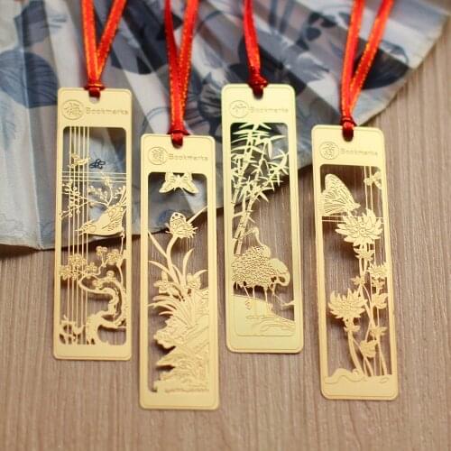 Creative Chinese Style Metal Bookmarks Gold-plated Hollow Book Holders Classical Vintage Plum Orchid Bookmarks stationery