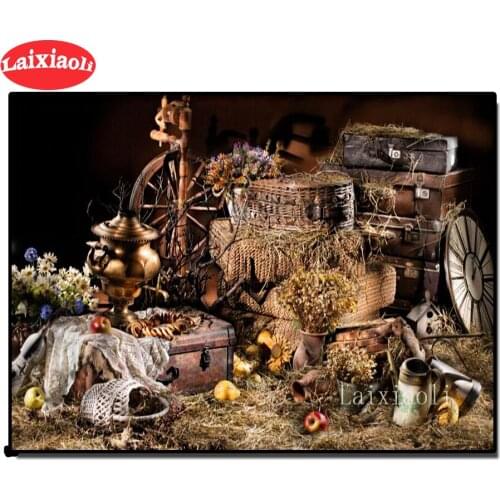 5d photo Round Diamond Painting Old spinning wheel suitcase on haystack Full Drill Square Mosaic Home Decor Handmade Embroidery