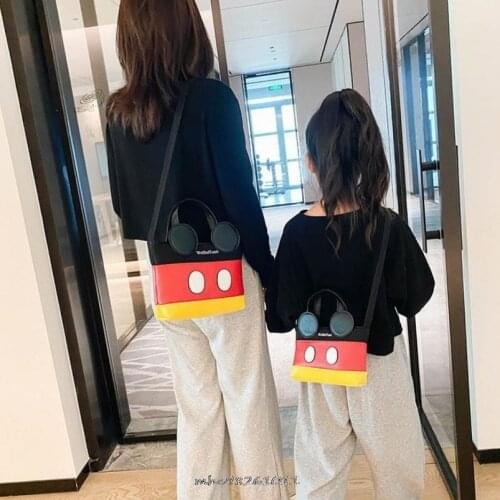 Disney cartoon princess messenger bag pu leather cute girl snack bag ladies convenient Messenger cell phone bag Mickey Mouse