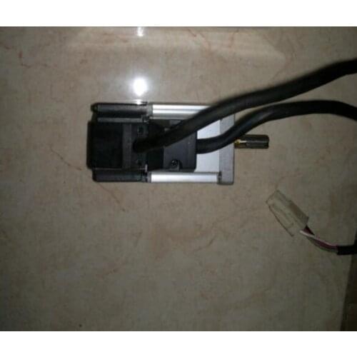 SGMAH-02AAA2C-Y2 SERVO MOTOR , used in good condition . 80% appearance new , good working , free shipping