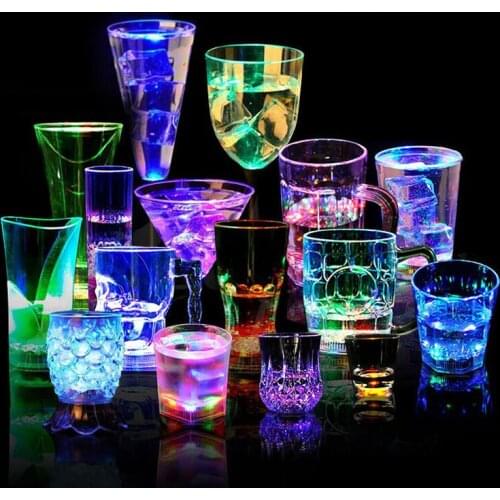 Hot Sale Whisky Shot Drink Glass Automatic Colorful Induction Cup LED Flashing Nightclub Decoration For Glow Party Supplies