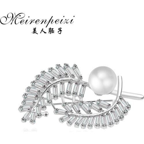 Meirenpeizi ull Micro Pave CZ Maple leaves Brooch Pins Silver Tone Tinny Round Stone Paved Pearl Leaves Pins Lapel Decoration