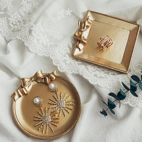 Luxury Golden Vintage Plate Dish with Bow-knot Retro Still Life Shoot Photo Studio Prop for Food Jewelry Earrings Fotografia