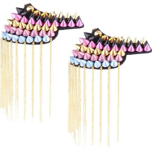 2Pcs Uniforms Shoulder Epaulets Shoulder Brooch Vintage Tassel Rivet Epaulettes Stage Show Costume Decor DIY Clothing Accessorie