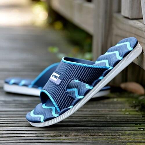 Massage Slipper Non-slip Outdoor Slippers Man Swiming Shoes Summer Sandals Men Flip Flops Casual Shoes Men Bathroom Slippers