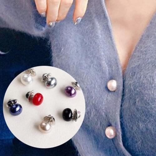 Hot Sales Women Fashion Faux Pearl Brooch Pin Shawl Collar Buckle Clothes Clip Shirt Sweater Decor for Wedding Party