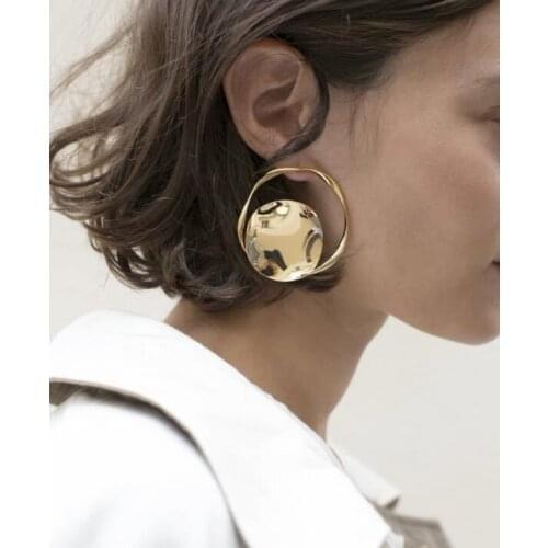 Punk Charm Gold Alloy Earrings 2019 Hollow Spiral Stud Earrings for Women Ladies Tribal Gear Earring Delica Jewelry