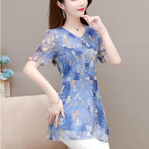 2021 New Summer style Middle Aaged Women Korean Chiffon V-Neck Blouse Tops Female Flower Print Fashion Loose Plus Size 4xl Shirt