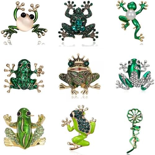 9 Styles Green Frog Enamel Brooch Vintage Crystal Frog Animal Brooches Badge Pop Culture Lapel pin Frog Jewelry gift for Friends