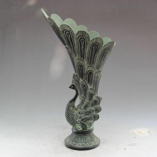 China Old Fengshui Bronze Lifelike Peacock Vase Pot Statue