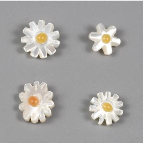 Natural Shell Loose Beads Chrysanthemum Flower White Yellow Spacer Beads DIY Making Bracelets Necklace Jewelry Findings,1Piece