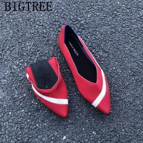 Black Shoes For Women Comfortable Womens Shoes Ladies Flat Shoes Fashion Slip On Pointed Toe Flats Sepatu Wanita Korea Sapatos