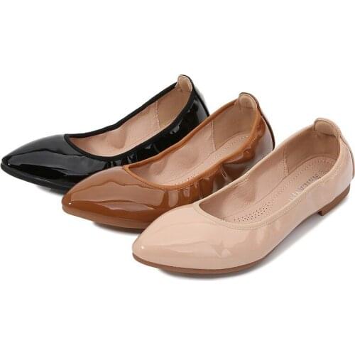 Mclubgirl 2020 New Design Womens Sexy PU Point Toe Sandals Soft Bottom Moccasin Students Pregnant Women Shopping Shoes WZ-W1-3A