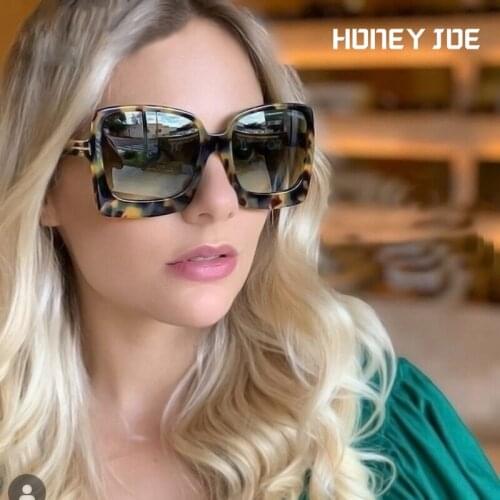 Fashion Oversized Women Sunglasses Brand Designer Plastic Female Big Frame Gradient Sun Glasses UV400 gafas de sol mujer