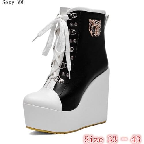 Spring Autumn Women Ankle Boots Platform Wedge Height Increasing Woman Wedges Short Boots High Quality Plus Size 33 -40 41 42 43