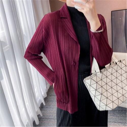 Miyake pleated jacket womens plus size autumn 2021 new fashion and comfortable temperament was thin casual long-sleeved suit