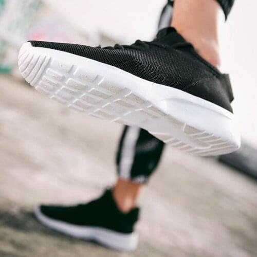 Men Leisure Shoes Mesh Sneakers Men Zapatos Informales De Hombre Casual Shoes Man Fashion Mens Slip On Leisure Black Sports 2020