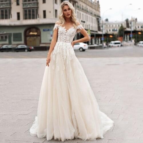 O-Neck Short Sleeve Lace Appliques Buttons Tulle A-Line Wedding Dress 2021 Vestido De Noiva Bridal Gown