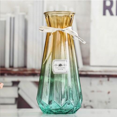 Nordic Design Plastic Vase European Decoration Home Flower Vase Flower Arrangement Hydroponic Tabletop Vase For Flower Decoratio